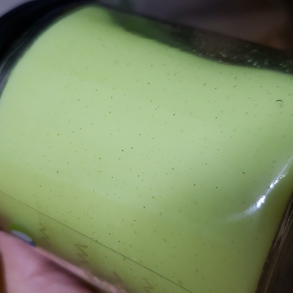 Coconut Colada Single Wick Candles - Picture 4 of 4